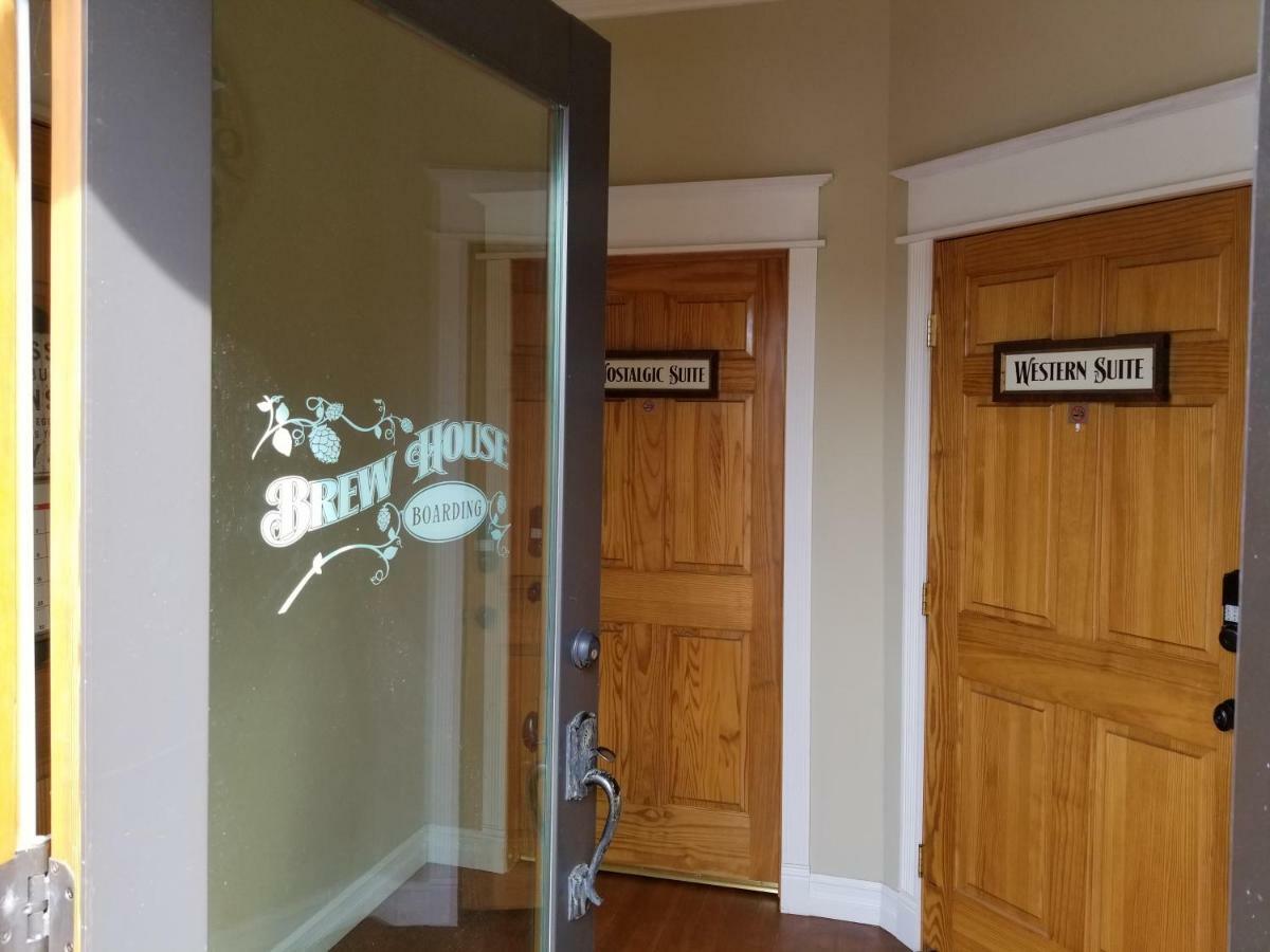 Brew House Boarding Apartment Kittitas Bagian luar foto
